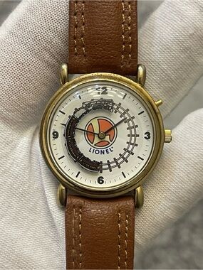 Vintage Lionel Legendary Collectible Train Watch Gold Tone Leather 33mm Men's